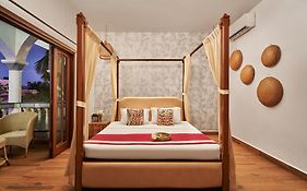 Larios Beach Holidays